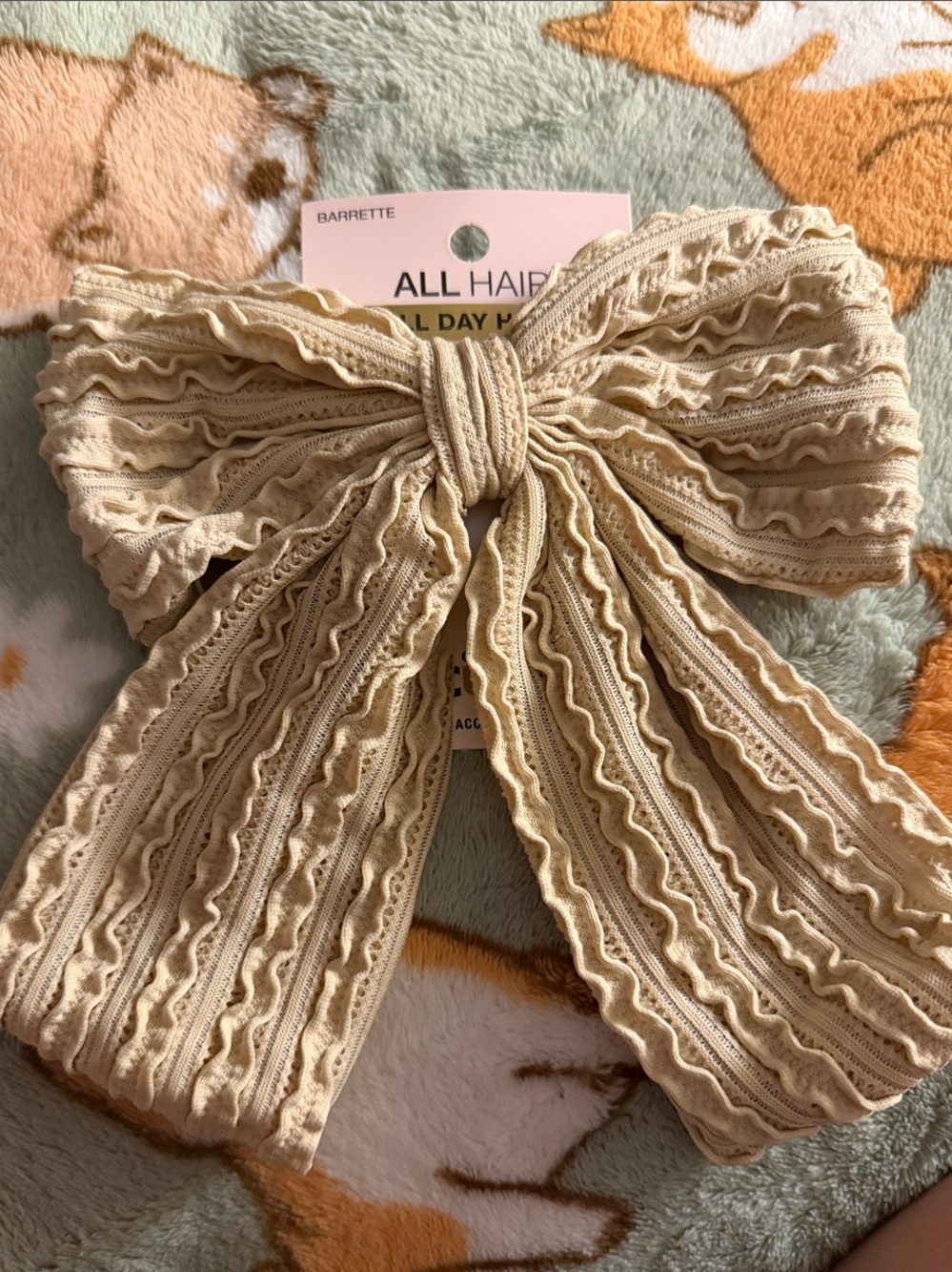 scunci Beige Lace Bow Barrette Hair Clip